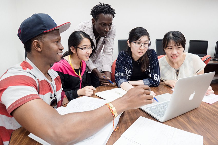 YZU English Camp develops the freshmen as bilingual talents