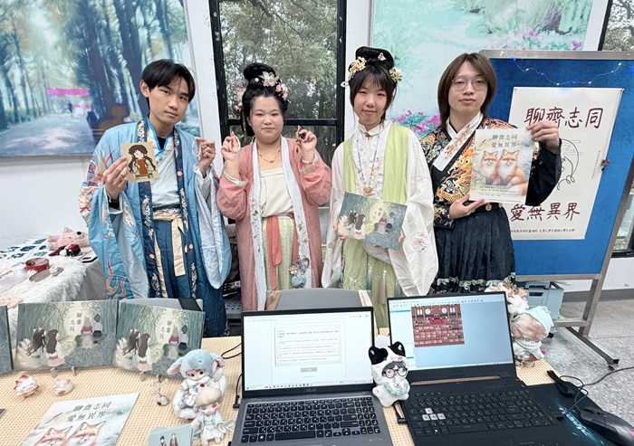 YZU Chinese and Foreign Languages Departments Jointly Presented Graduation Works