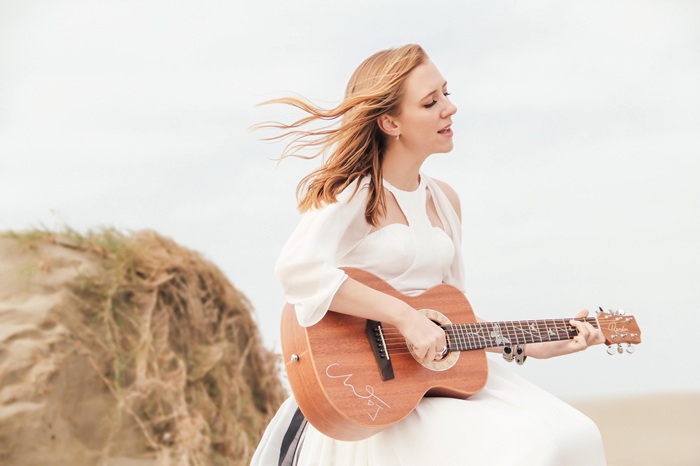 翻轉古典文學教學 元智大學韋欣以跨文化閱讀帶學生「走讀世界」