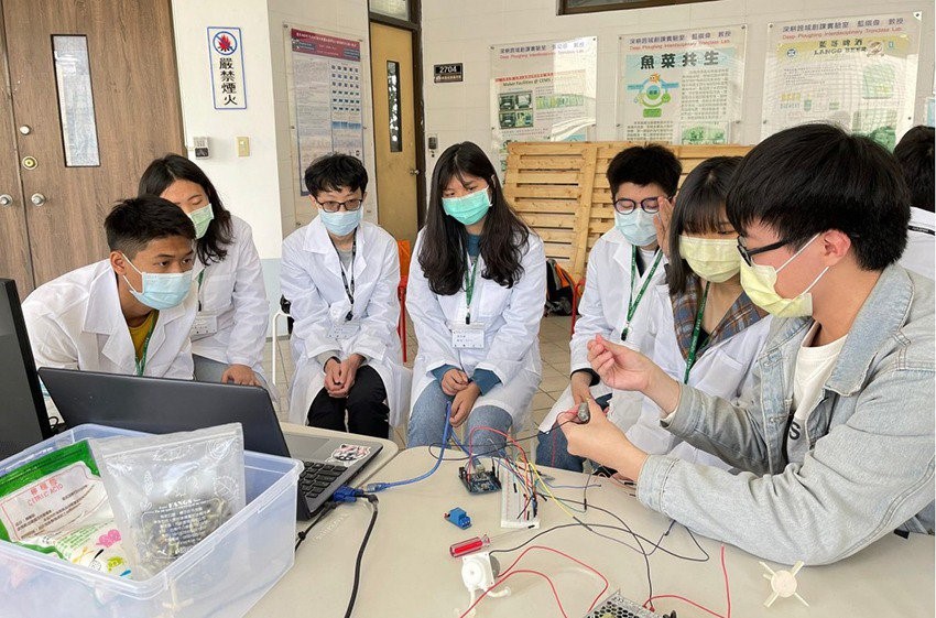 元智大學yuan Ze University 公共事務室 全國高中化學化工與材料創意科學營在元智