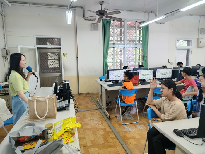 Yuan Ze’s Department of Chinese Linguistics and Literature Brought Educational Innovation to Rural Areas