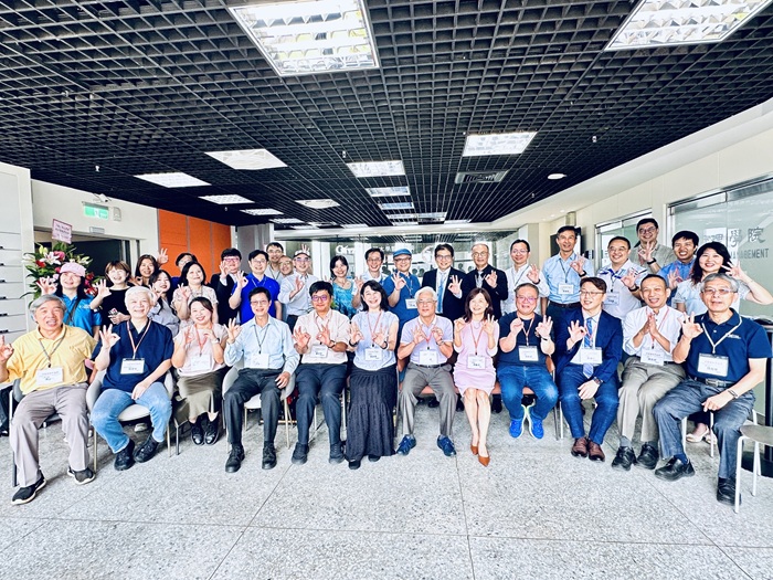 Yuan Ze College of Management’s Wisdom Hub Officially Opened, Collaborates with Alumni and Enterprises to Co-Create a New Blueprint